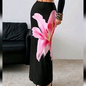 Elegant Black Maxi Skirt with Pink Floral Design